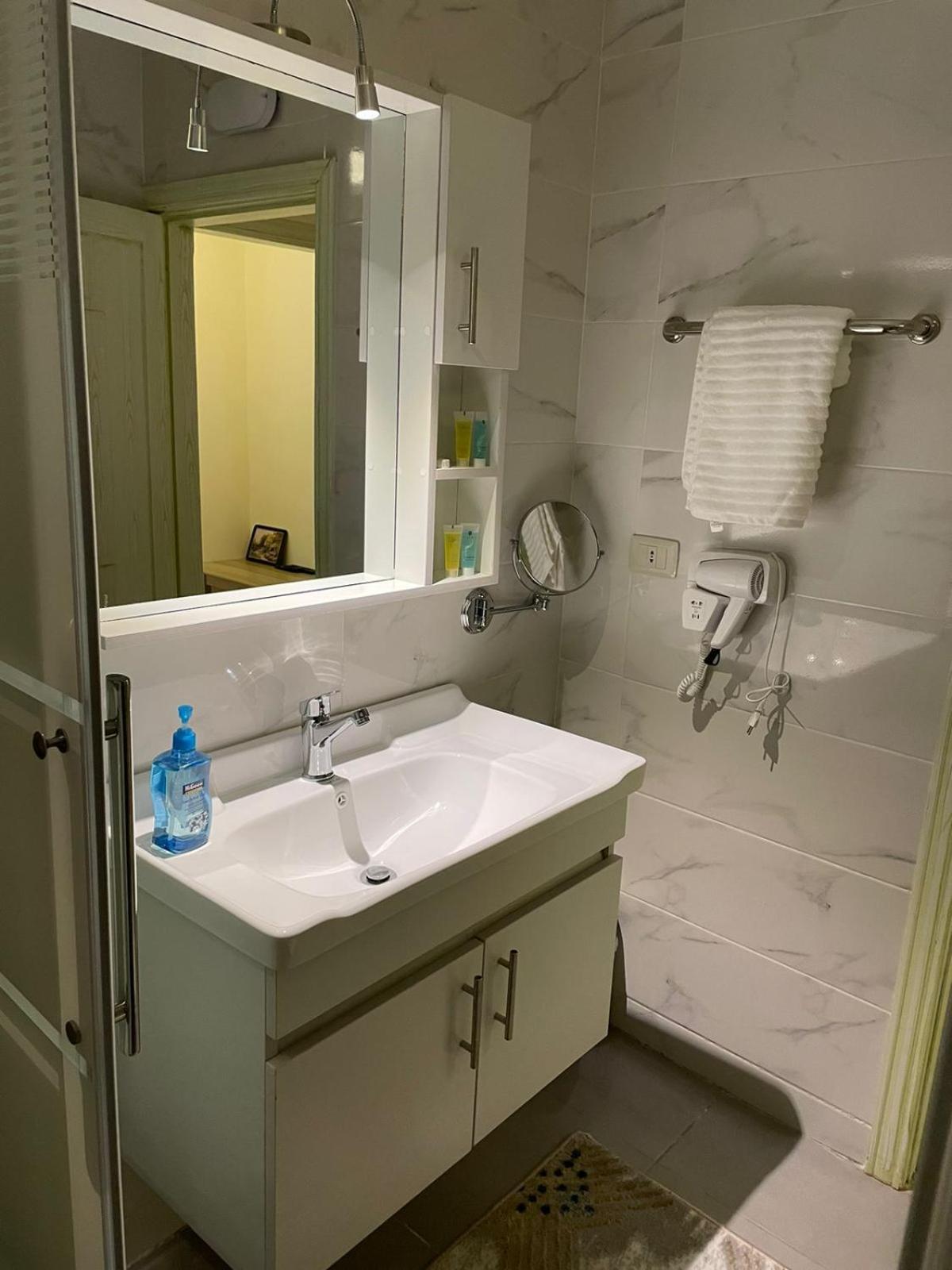 Classy Hostel Madaba Esterno foto
